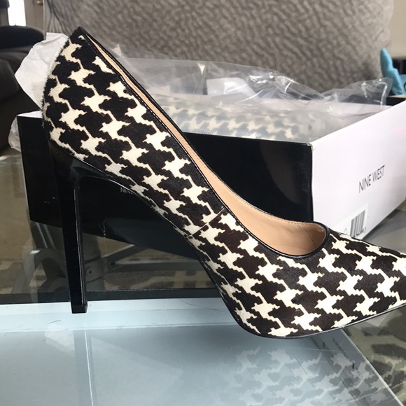 Brand new, never worn heels from Nine West - Picture 1 of 4